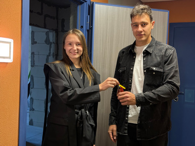 Пятикратный чемпион мира, гребец на каноэ Захар Петров получил ключи от квартиры в ЖК Skyline